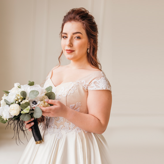 Gorgeous Plus-Size Wedding Dresses That Will Make You Feel Beautiful